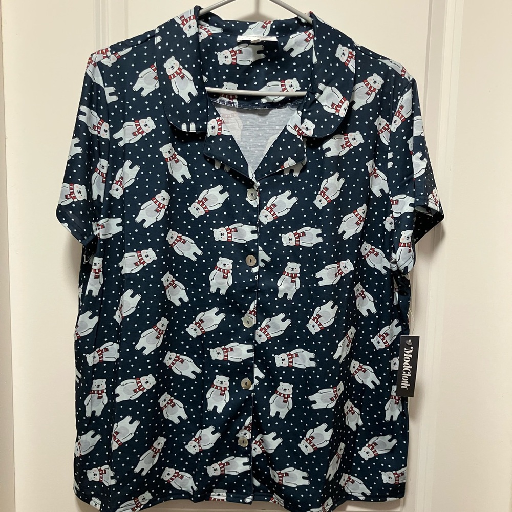 Pajamas with polar bears.